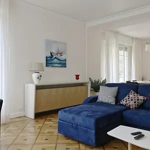  Apartment 'le Fontainebleau' France